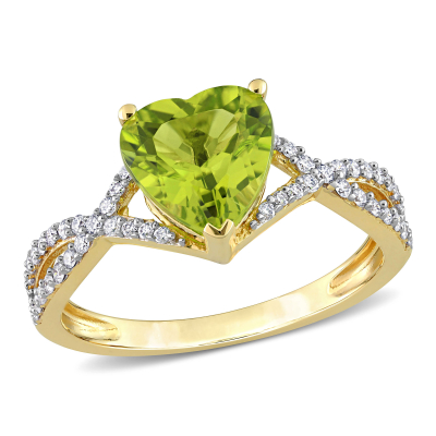 Heart Peridot and 1/5ctw Diamond Yellow Gold Ring