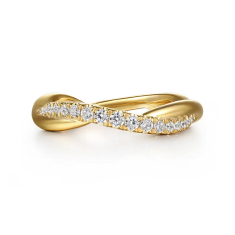 Gabriel & Co. 1/5ctw Round Diamond 14k Yellow Gold Twist Wedding Band 1