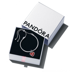 Pandora Sparkling Red Heart Bracelet Gift Set 1