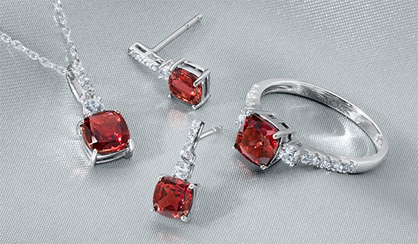 Garnet Birthstone Jewelry | REEDS Jewelers